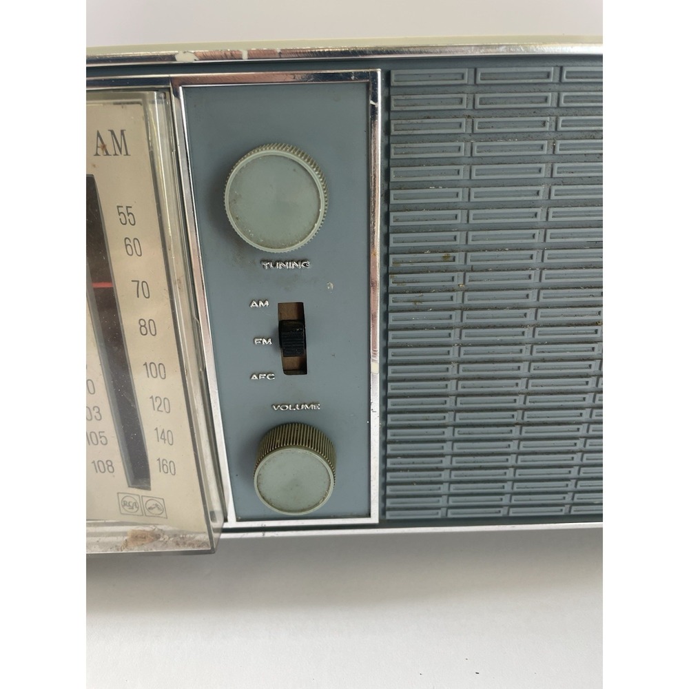 Vintage RCA Victor Tube Clock Radio RGS19T AM FM Mid Century FOR PARTS OR REPAIR - Picture 5 of 16